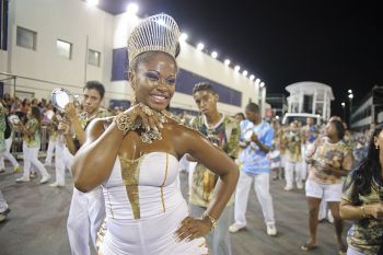 Carnaval - Escola Novo Império desfila em seu ensaio técnico no Sambão do Povo