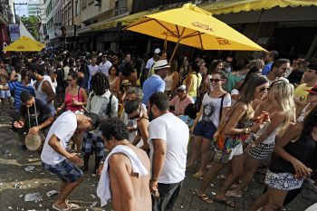Celebração do Dia Nacional do Samba no Centro de Vitória