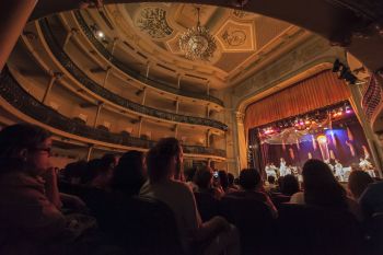 Teatro Carlos Gomes - Homenagem as mulheres