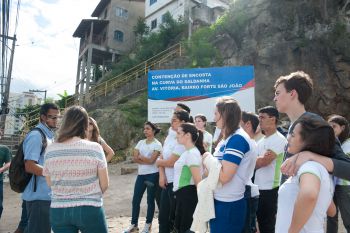 Alunos do Ifes visitam obra de contenção