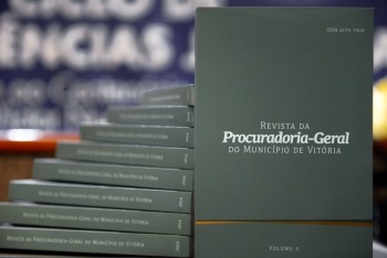 Solenidade de lançamento da revista da Procuradoria-Geral do Município de Vitória