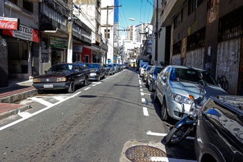 Rua do Rosário recebe nova sinalização horizontal
