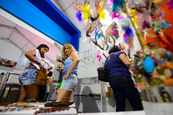 Stand da PMV na feira de artesanato ArteSanto na Praça do Papa