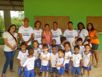 Crianças do Cmei visitam comunidade Quilombola