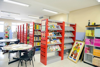 Biblioteca da EMEF Irmã Jacinta Soares de Souza Lima