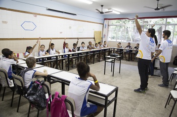 Escola em tempo integral