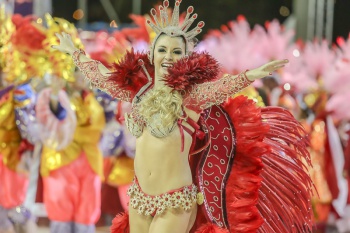 MUG - Mocidade Unida da Glória - Campeã do Grupo A do Carnaval 2015