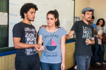 Peça Teatral Enfrentamentoà Violência Sexual Contra Criança e Adolescente