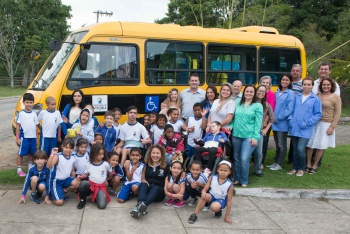 ÔNIBUS ACESSÍVEIS PARA TRANSPORTE ESCOLAR