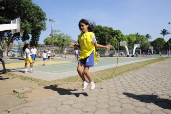 Festival de Esportes no Clube Álvares Cabral