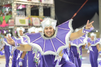 Carnaval 2016 - Escola de Samba Chegou o Que Faltava