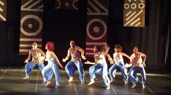 Grupo de dança afro Negraô