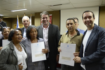 Entrega de escrituras da região da antiga Fazenda Maruípe