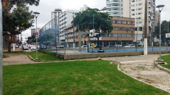 Praça do Cauê ações de manutenções ainda continuam