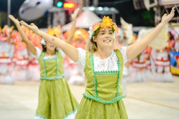 Desfile da Escola de Samba Unidos da Piedade no Carnaval 2018