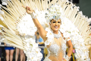 Desfile da Escola de Samba Unidos da Piedade no Carnaval 2018