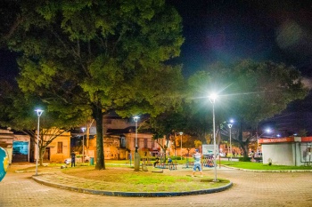 Nova iluminação da Praça de Jucutuquara
