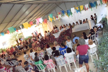 grupo de dança do CCTI de Jardim da Penha faz apresentação no CCTI do Centro
