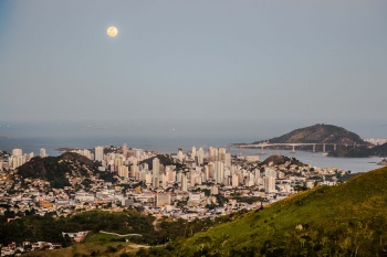 Primeira Lua Cheia da Primavera 2018