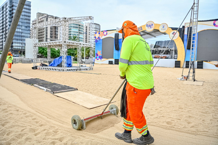 Limpeza da Praia na Arena de Verão