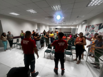 Trabalhadores do Sistema Único de Assistência Social recebem treinamento de primeiros socorros