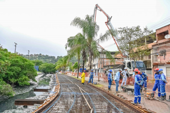 Concretagem da Nova Orla no Bairro Santo André