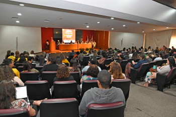 Seminário Intersetorial de Enfrentamento a Violência Sexual contra Crianças e Adolescentes de Vitóri