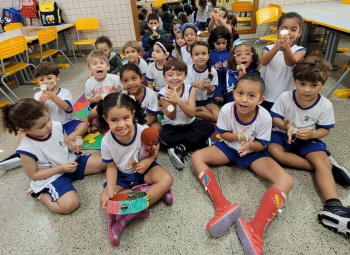 Sons, cores e muita criatividade no CMEI João Pedro de Aguiar, em Jardim Camburi