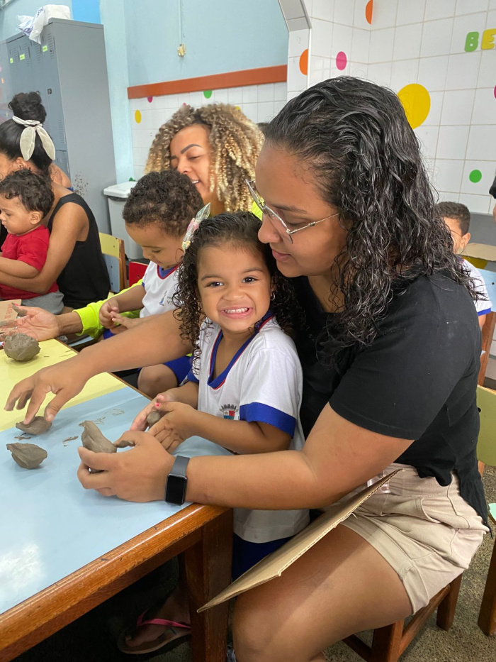 CMEI Lídia Rocha Feitosa promove Dia da Família na Escola com atividades lúdicas e pedagógicas