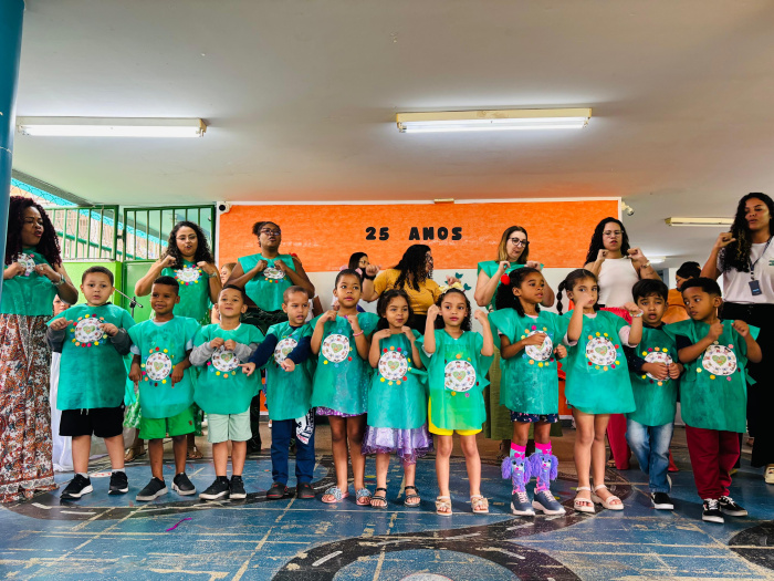 CMEI Zilmar Alves de Melo celebra 25 anos de histórias