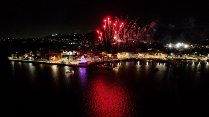 Natal de Encantos: abertura da temporada mais iluninada do ano leva emoção para a Ilha das Caieiras