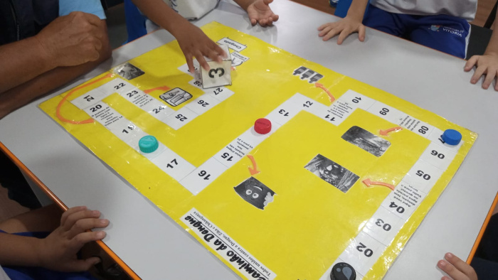 Dia D contra a Dengue mobiliza CMEI Cida Barreto com brincadeiras e conscientização