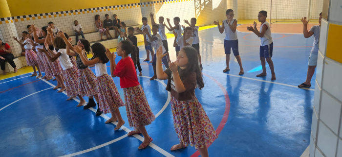 Emef Alberto de Almeida celebra o Dia da Consciência Negra com arte e reflexão