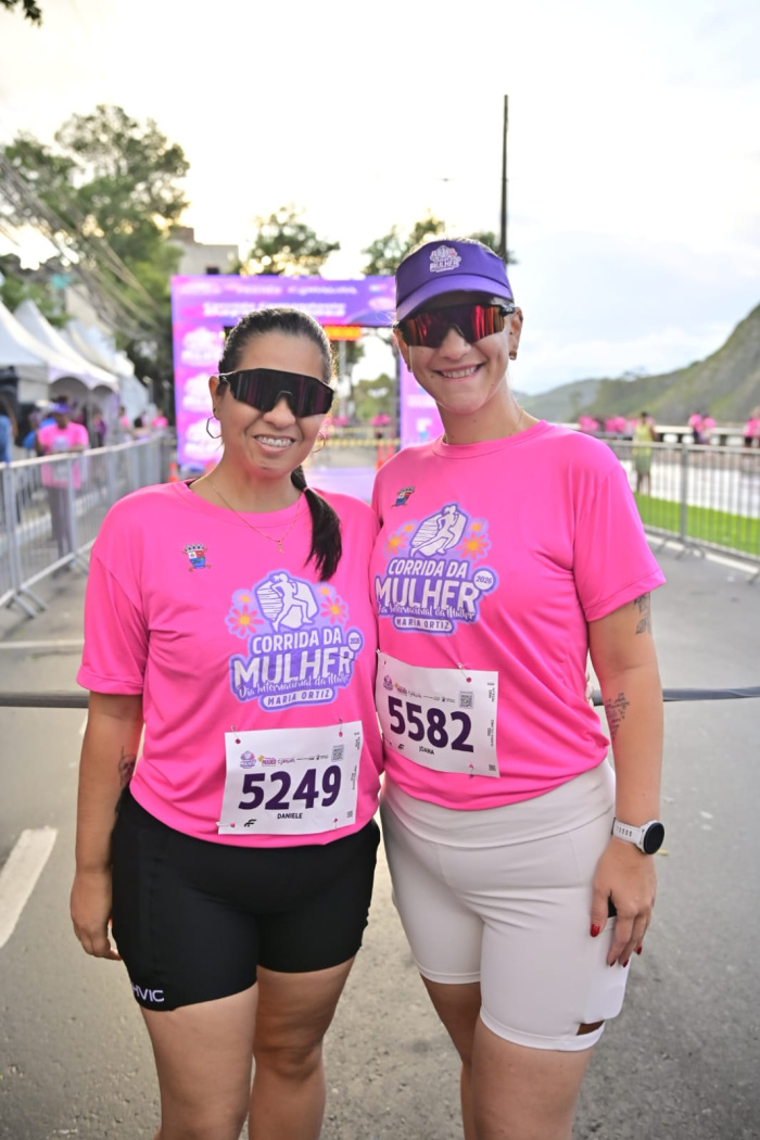 A veterinária, Joana Tebaldi Corrêa, foi acompanhada da amiga e servidora pública, Daniele Benevides