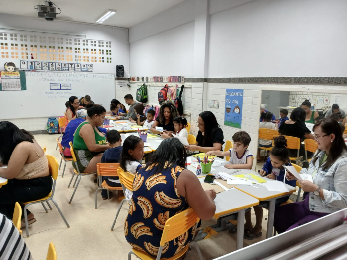 CMEI do bairro São José promove oficina com crianças e famílias