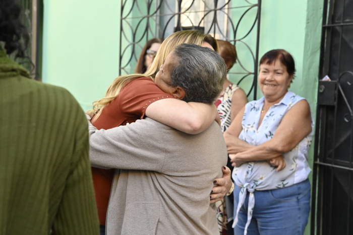 Novos lares, novas histórias: Prefeitura entrega casas reformadas e reconstruídas em Vitória