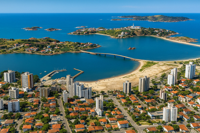 Urbanização da Praça dos Namorados. Vista para Ilha do Frade e Ilha do Boi. 1987