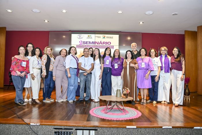 Seminário de Violência de Golpes Digitais em Idosos