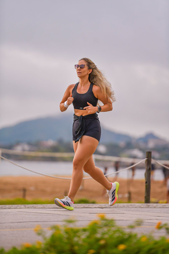 Quézia vai correr 42km na Maratona de Vitória