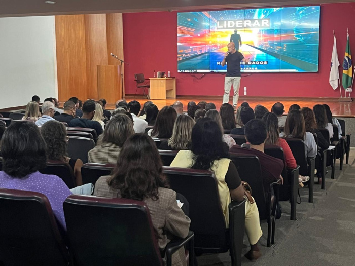 Liderar na Era de Dados: evento na PMV destaca tecnologia e da eficiência no serviço público