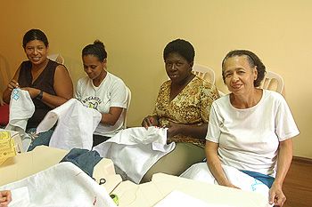 Curso de Bordado no Centro de Referência de Atendimento Integral à família do Centro CRAS
