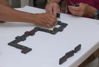 jogo de dominó