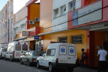 Fachada Hospital
