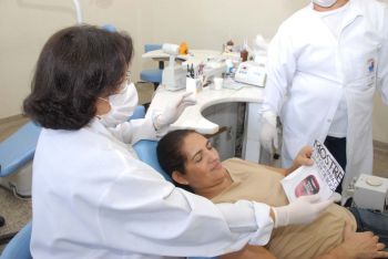 Exames e Orientação Câncer de Boca
