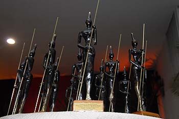 Estatueta Olga Maria Borges