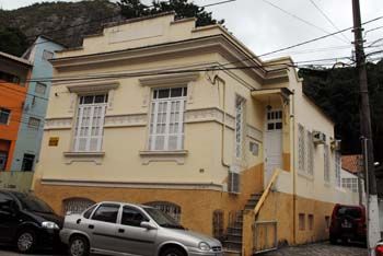 Imóvel tombado pelo patrimônio histórico na Rua Barão de Monjardim, 95, Centro de Vitória