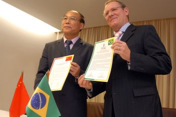 Assinatura de convênio de cooperação Vitória e China