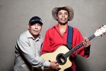 A dupla sertaneja Tiãozinho e Carlão