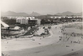 Praia de Camburi Antiga