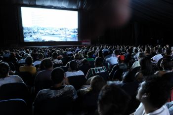 O 17º Vitória Cine Vídeo no Ginásio do Álvares Cabral